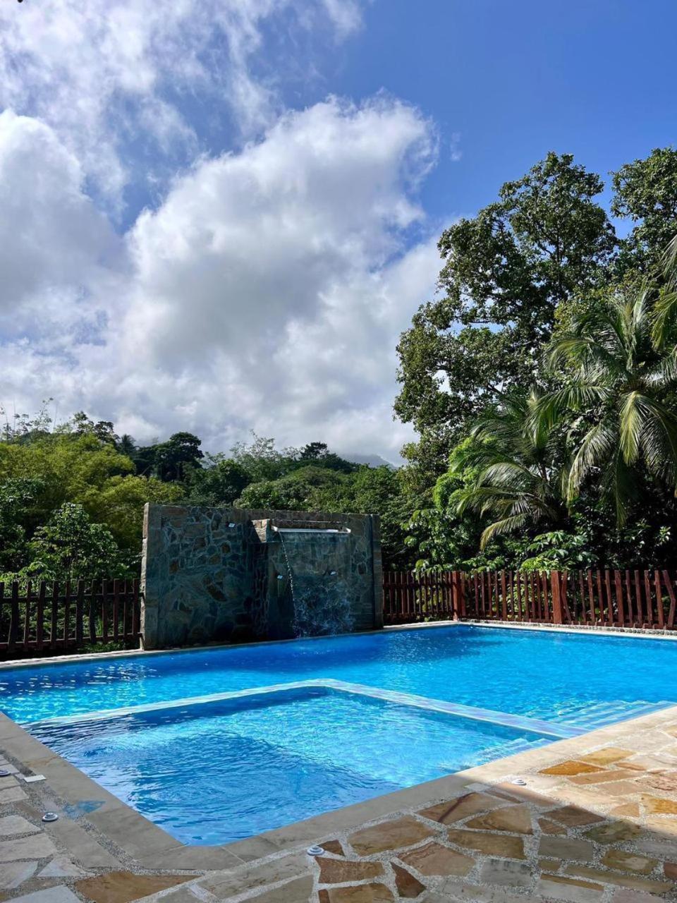Arca Tayrona Restaurant & Hostal Лос-Наранхос Экстерьер фото